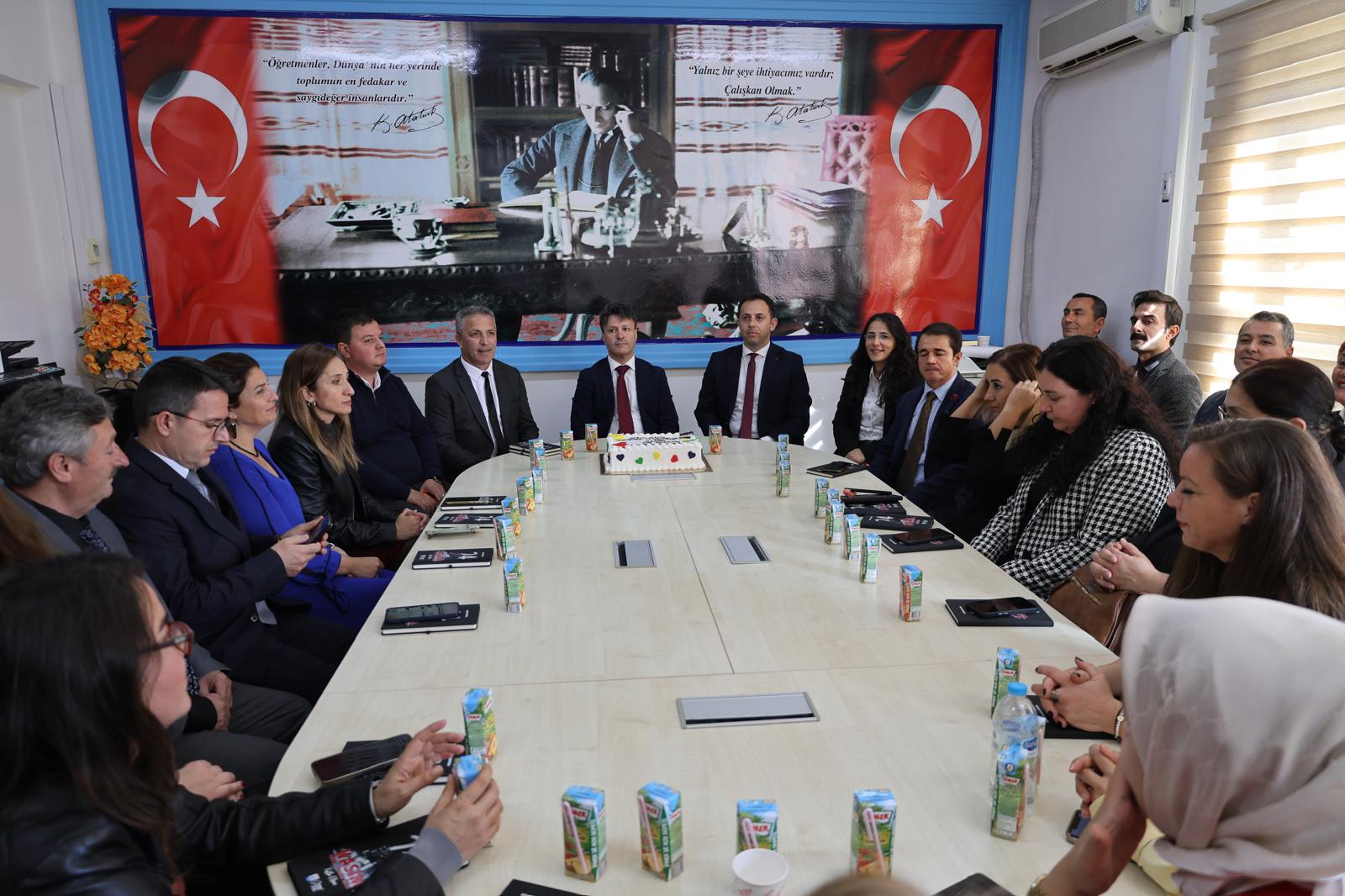 Başkan Soyuak’tan Öğretmenler Günü Ziyareti